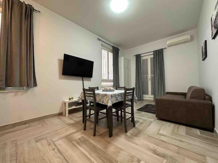 شقة Family Flat Near Metro A روما المظهر الخارجي الصورة